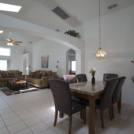 Beautiful Family Vacation Home With Private Pool, Close To Disney! Home Орландо Экстерьер фото