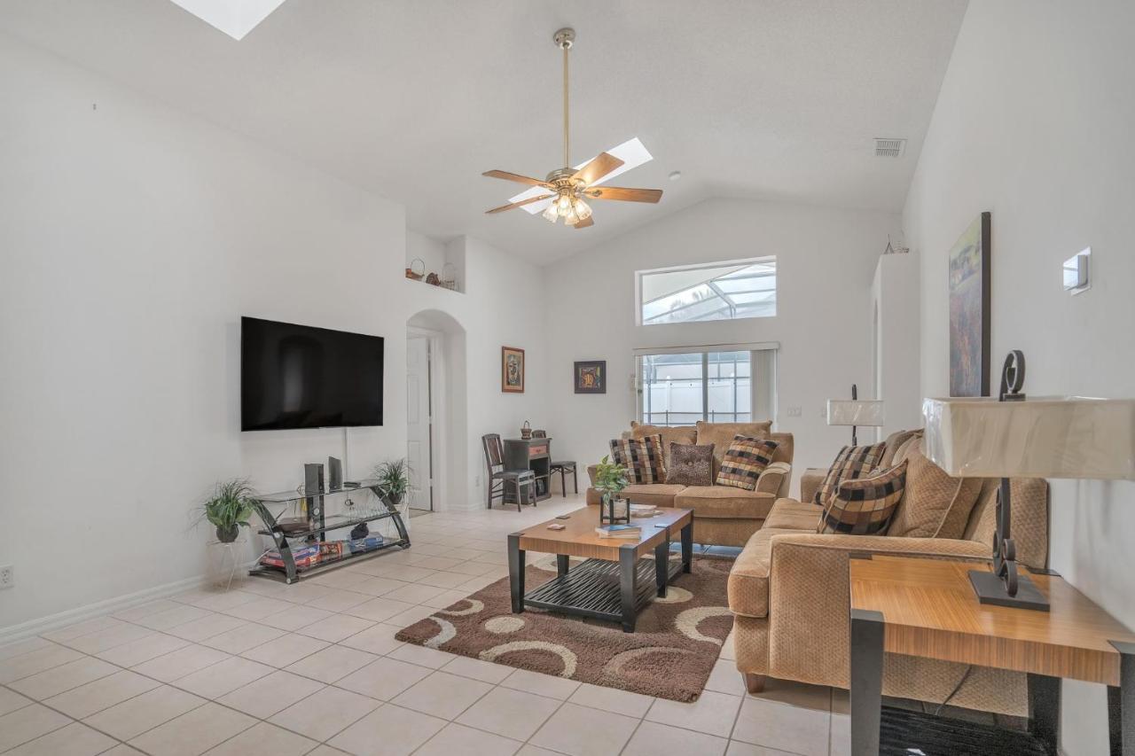 Beautiful Family Vacation Home With Private Pool, Close To Disney! Home Орландо Экстерьер фото